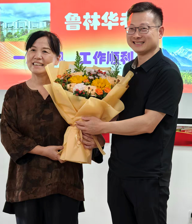 1759042693771.png 1759042693771.png