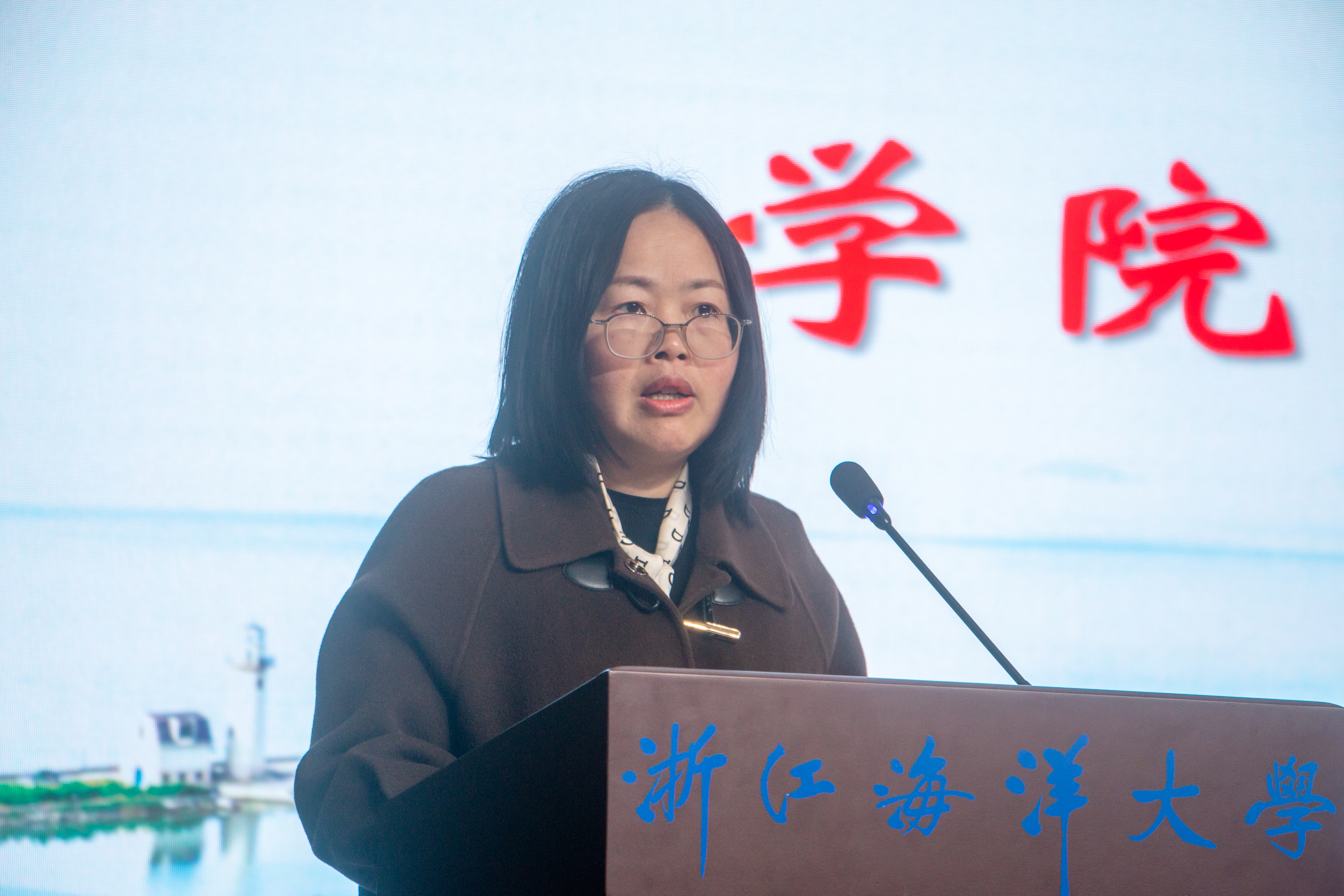 IMG_0923.jpg IMG_0923.jpg