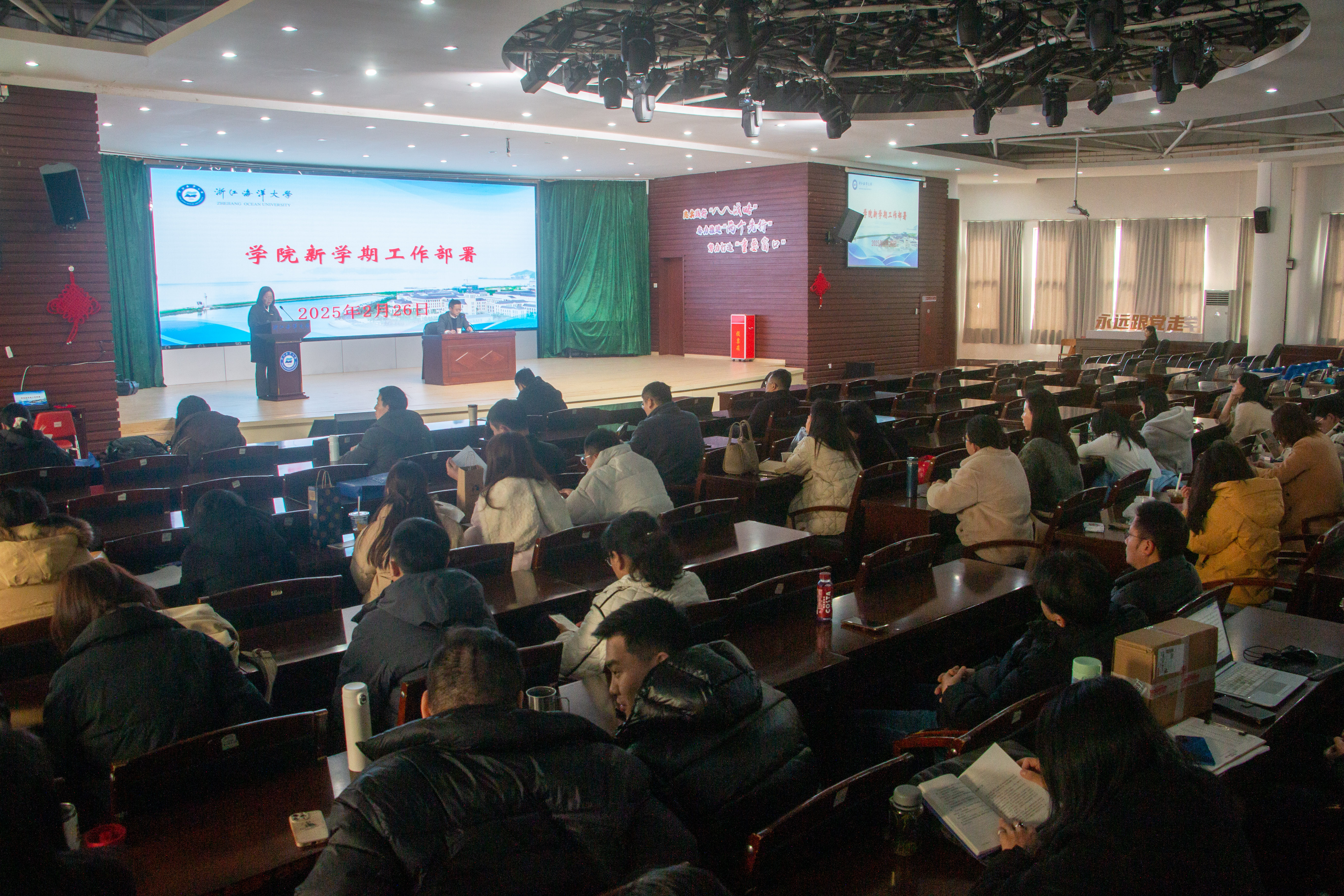 IMG_0939.jpg IMG_0939.jpg