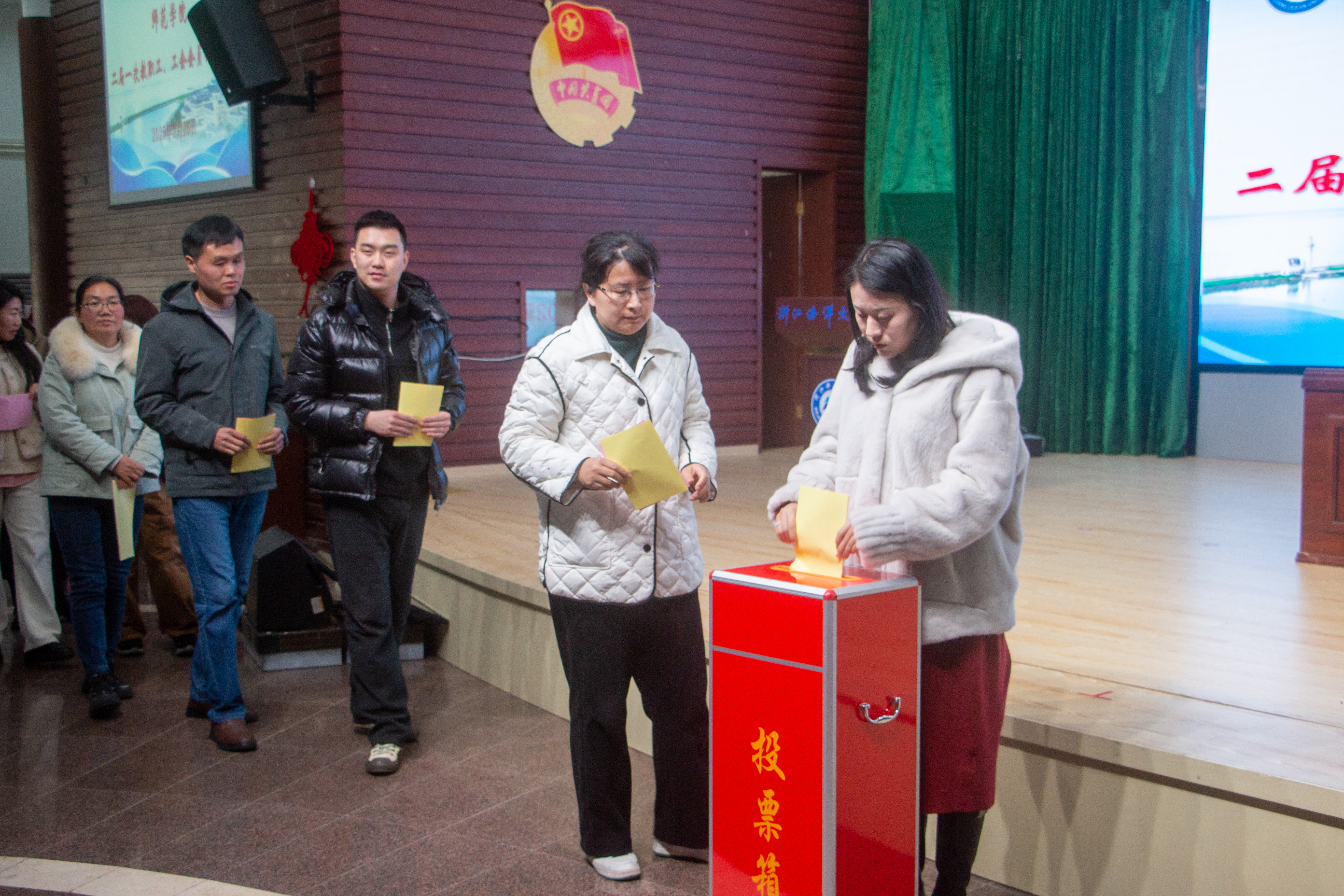 IMG_1041.jpg IMG_1041.jpg